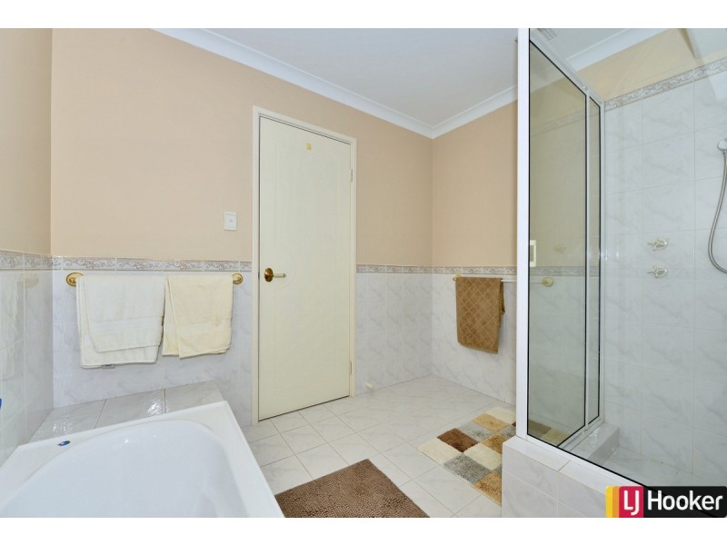 6 Boileau Place, San Remo WA 6210