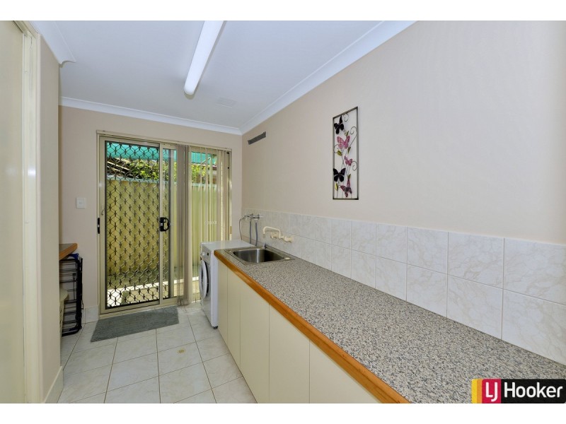 6 Boileau Place, San Remo WA 6210