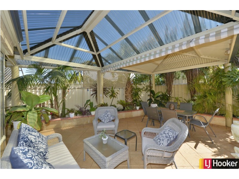 6 Boileau Place, San Remo WA 6210