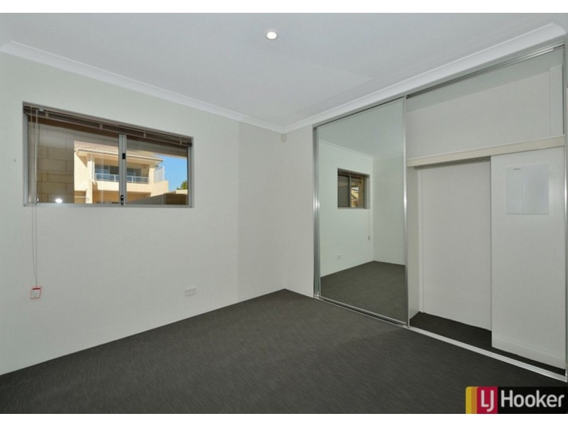 1/15 Allnutt Street, Mandurah WA 6210
