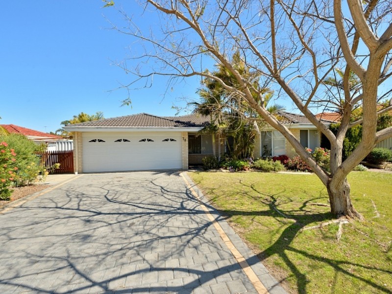 78 Templetonia Promenade, Halls Head WA 6210