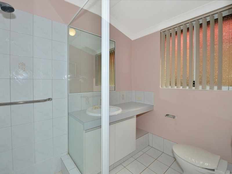 78 Templetonia Promenade, Halls Head WA 6210