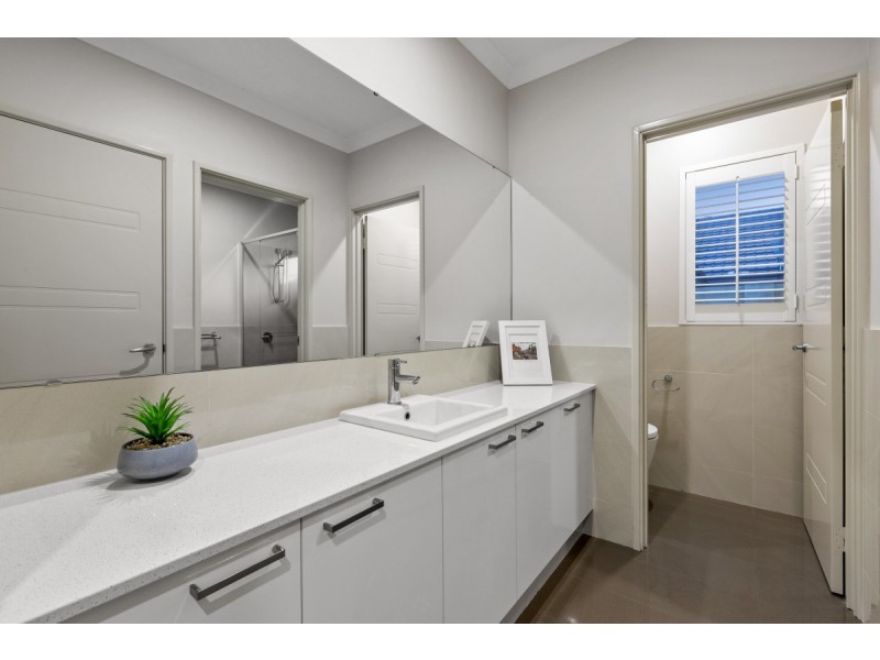 15 Warrior Pass, Madora Bay WA 6210