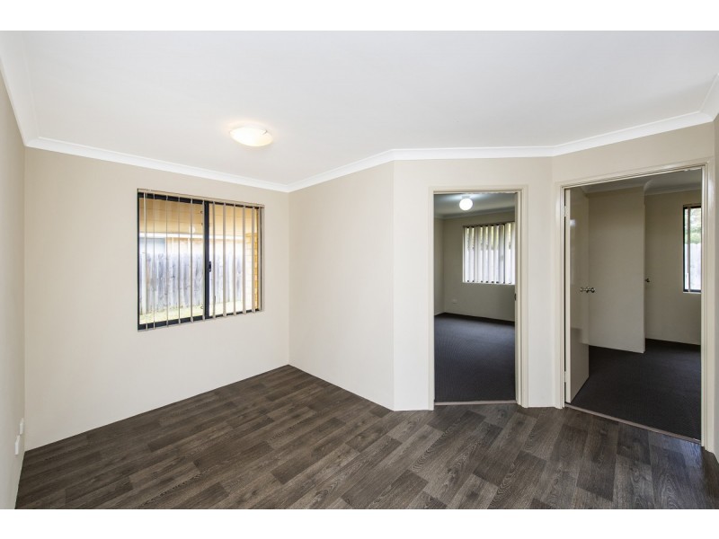 22 Anhinga Trail, Dudley Park WA 6210