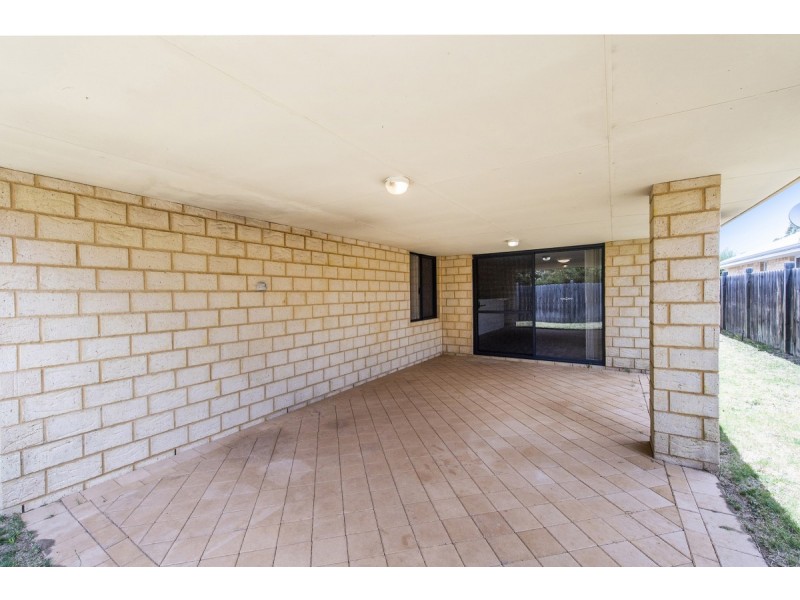 22 Anhinga Trail, Dudley Park WA 6210