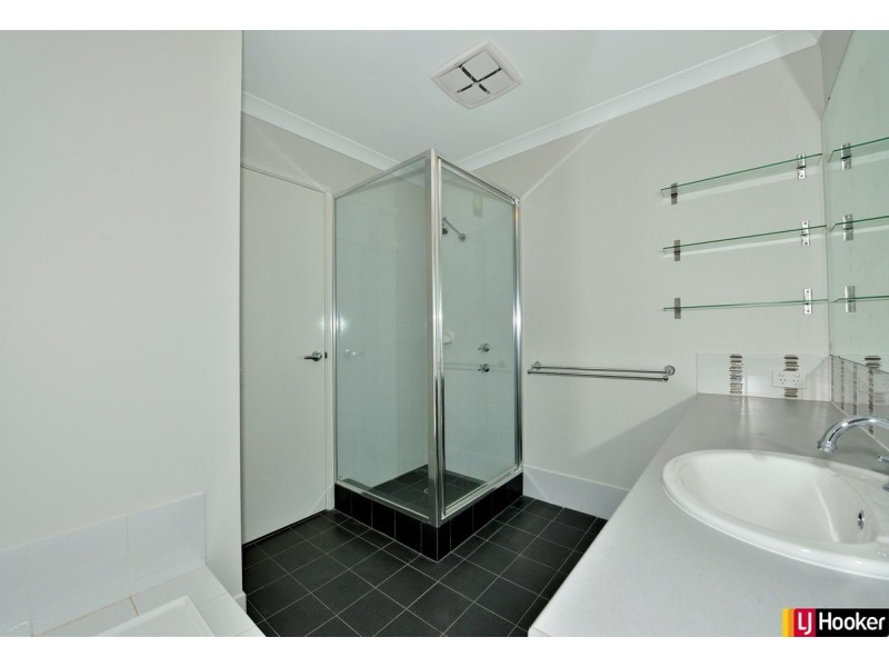 144 Lake Valley Drive, Lakelands WA 6180