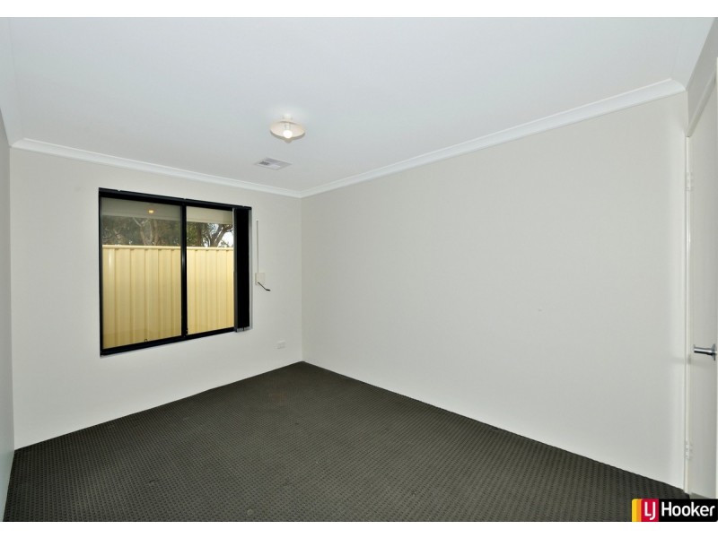 144 Lake Valley Drive, Lakelands WA 6180