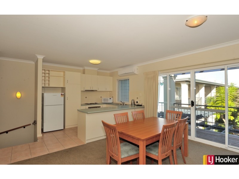 40/20 Apollo Place, Halls Head WA 6210