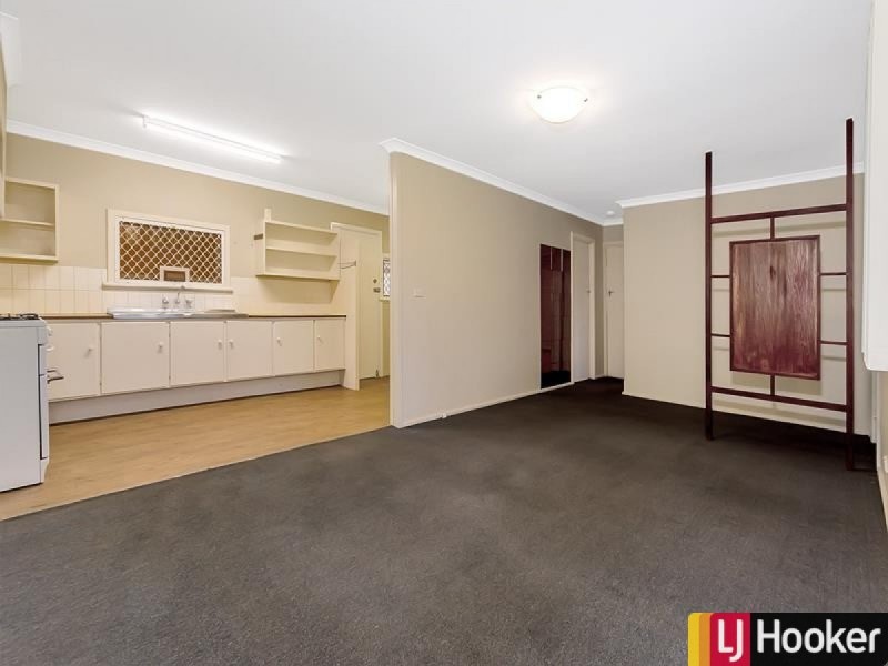 26 Goomarl Street, Dudley Park WA 6210