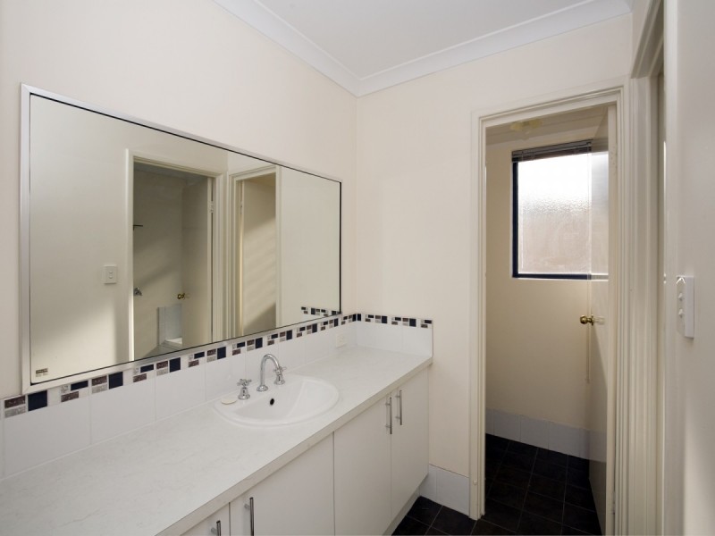 4 McCubbin Loop, Dawesville WA 6211