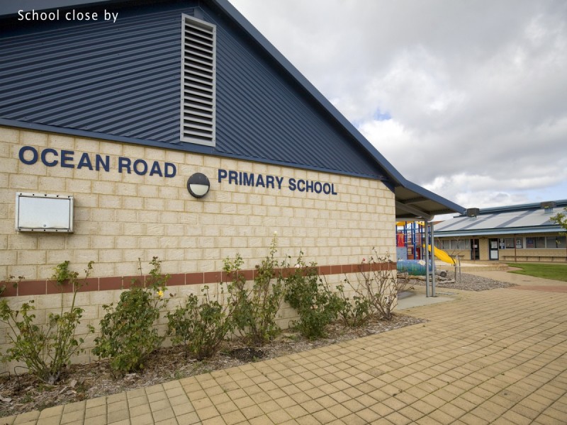 4 McCubbin Loop, Dawesville WA 6211