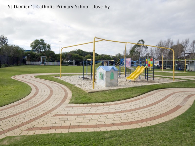 4 McCubbin Loop, Dawesville WA 6211