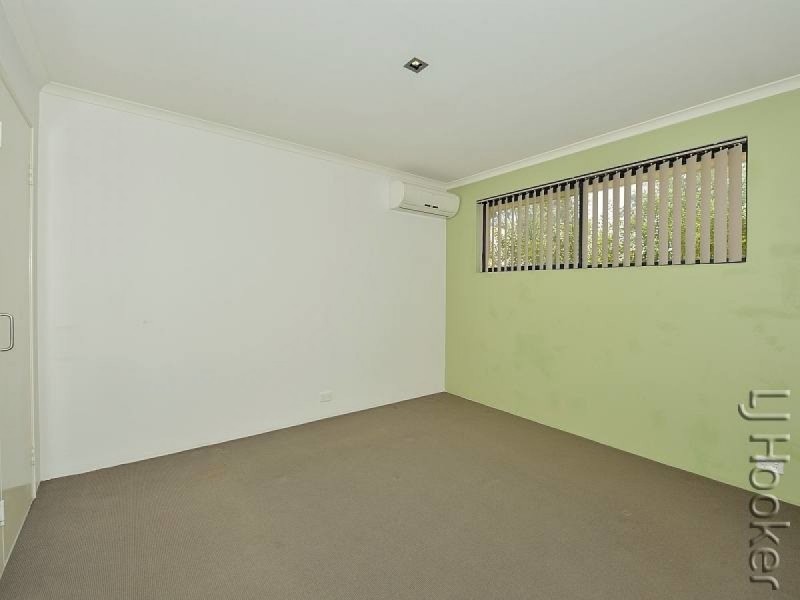 32/1 Mariners Cove Drive, Dudley Park WA 6210