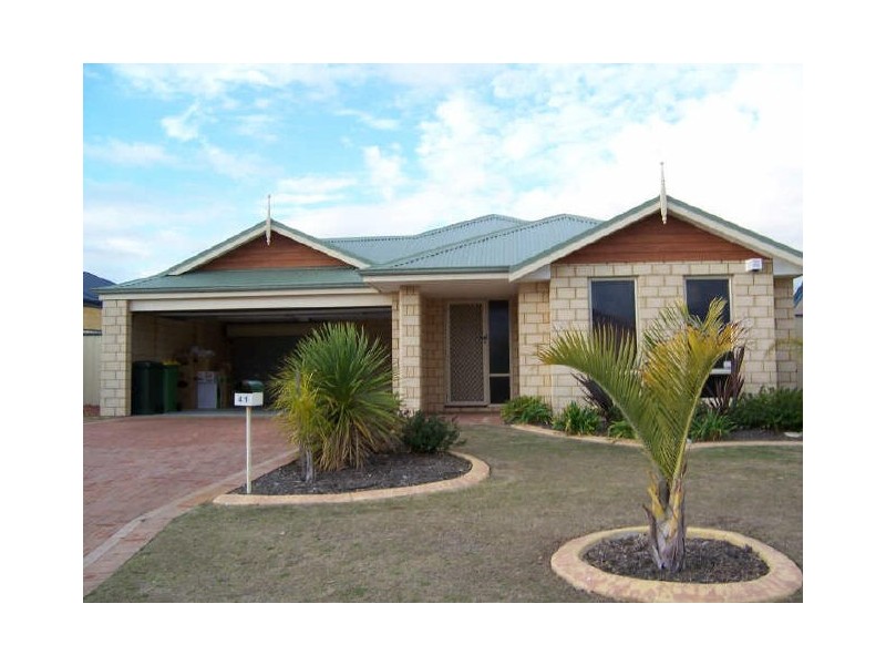 41 Mariners Cove Drive, Dudley Park WA 6210