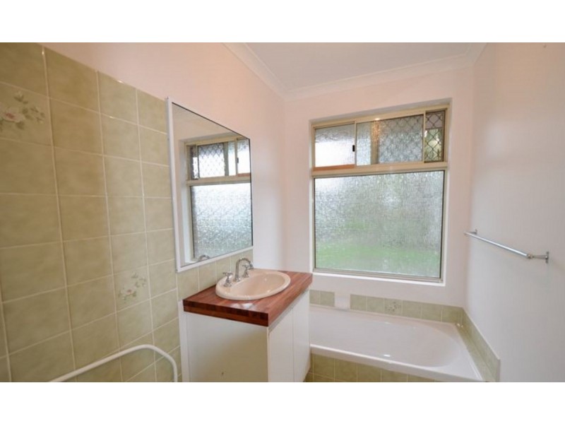 11 Aldgate Street, Mandurah WA 6210