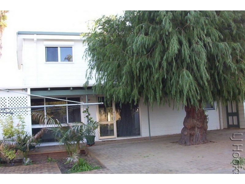 16 Erlistoun Street, Golden Bay WA 6174