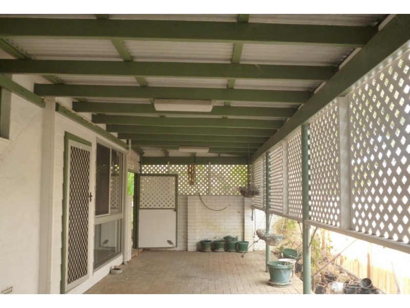 16 Erlistoun Street, Golden Bay WA 6174