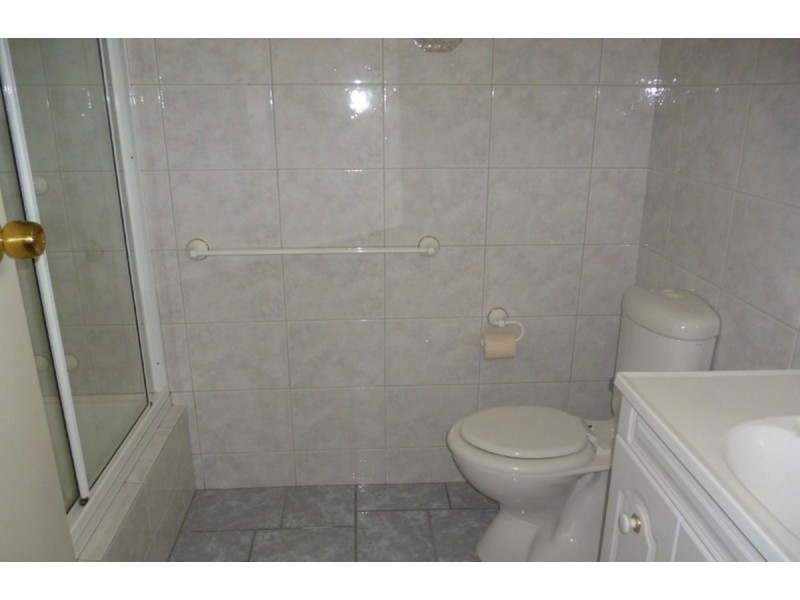 16 Erlistoun Street, Golden Bay WA 6174