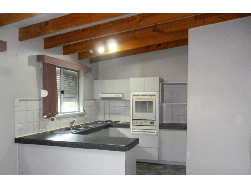 16 Erlistoun Street, Golden Bay WA 6174