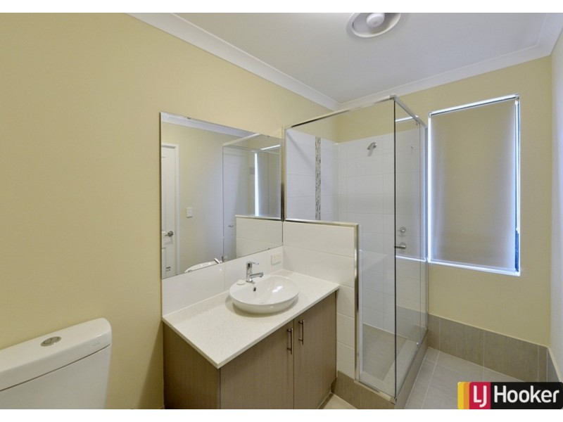 11 Endeavour Circle, Wannanup WA 6210