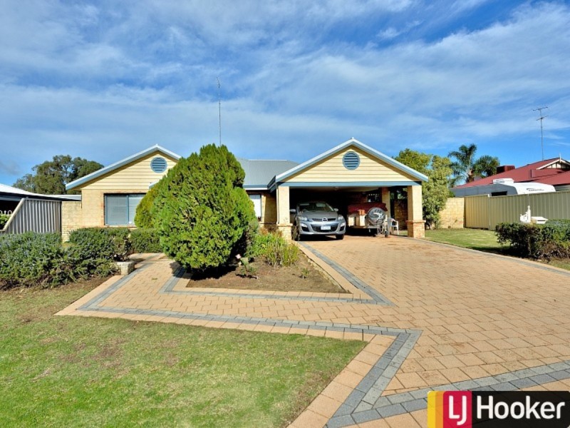 7 Suncrest Meander, Meadow Springs WA 6210