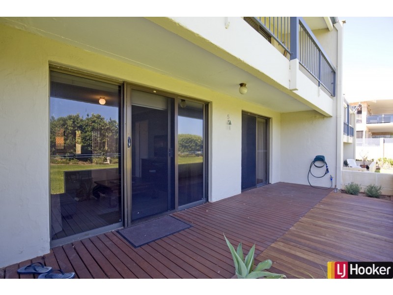 5/24 Halls Head Parade, Halls Head WA 6210