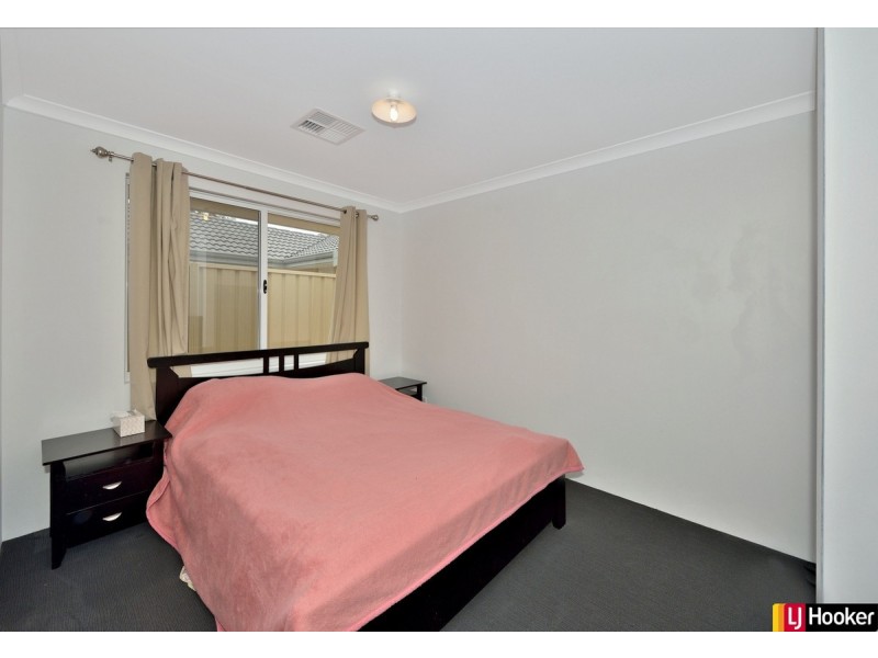 5 Sandals Way, Meadow Springs WA 6210