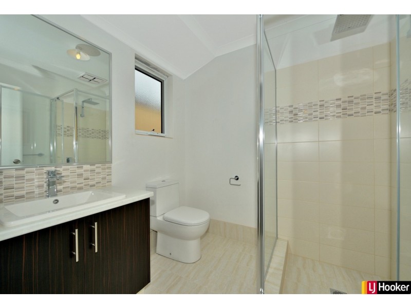 5 Sandals Way, Meadow Springs WA 6210