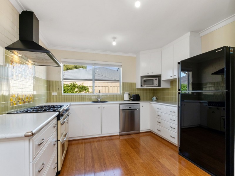 19A Roy Road, Coodanup WA 6210