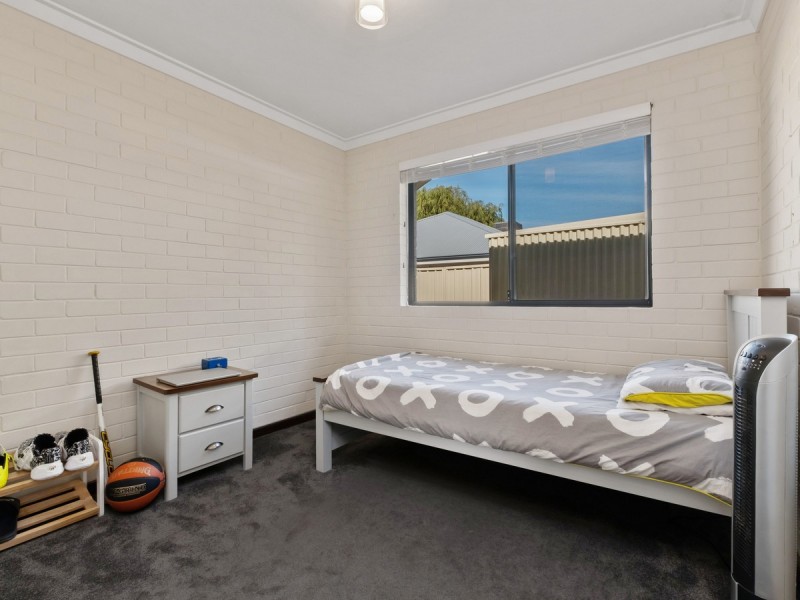 19A Roy Road, Coodanup WA 6210