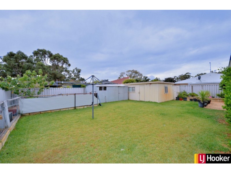 13 Reynolds Avenue, Greenfields WA 6210