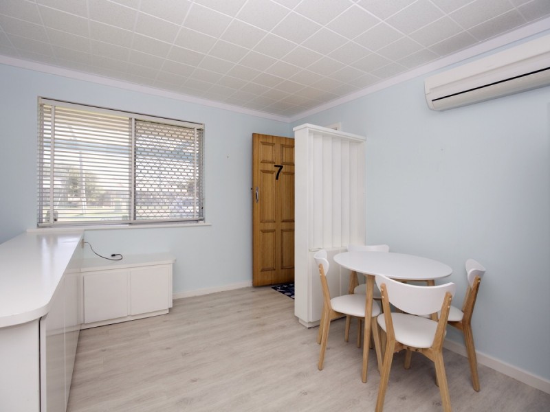 7 Pallas Way, San Remo WA 6210