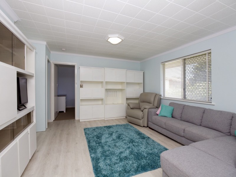 7 Pallas Way, San Remo WA 6210