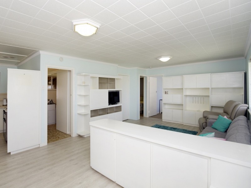 7 Pallas Way, San Remo WA 6210