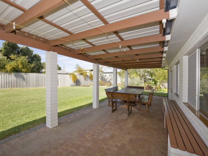 7 Pallas Way, San Remo WA 6210