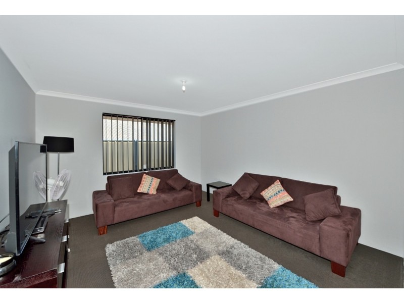 9 Bramshaw Street, Meadow Springs WA 6210