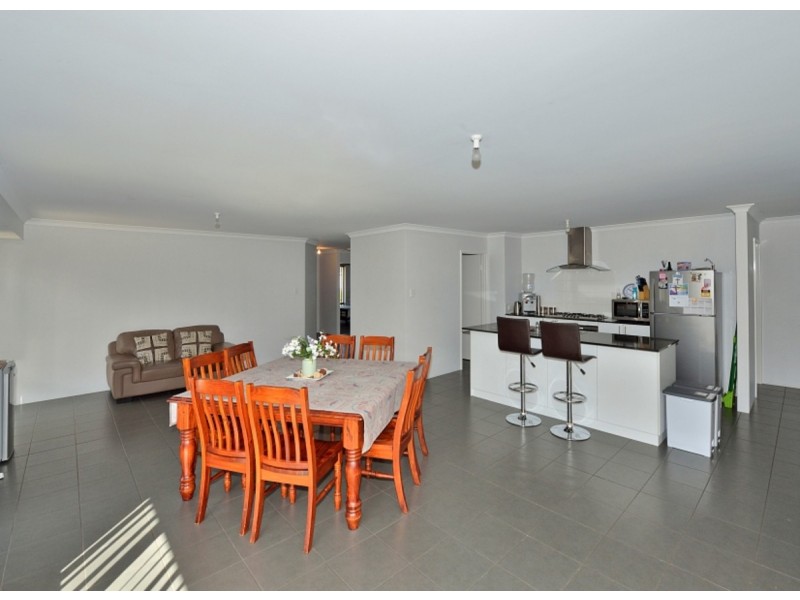 9 Bramshaw Street, Meadow Springs WA 6210