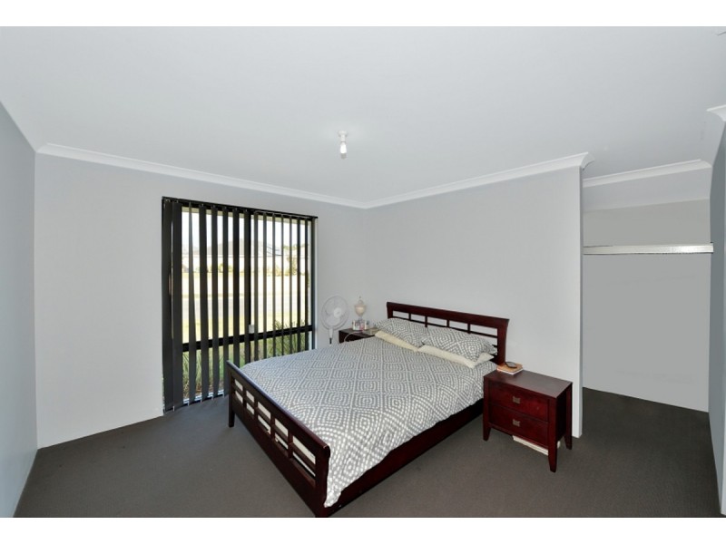 9 Bramshaw Street, Meadow Springs WA 6210