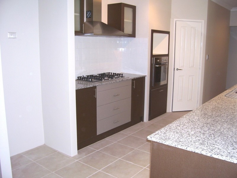 20 Arpenteur Turn, Madora Bay WA 6210