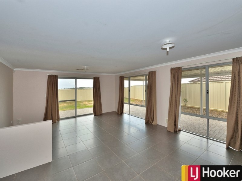 89 Cawana Parkway, Lakelands WA 6180