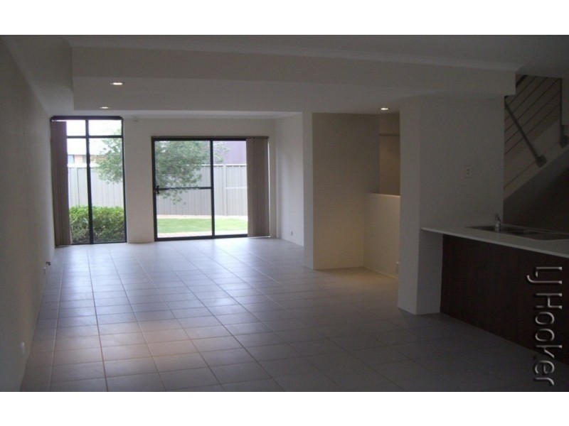 39/1 Mariners Cove Drive, Dudley Park WA 6210