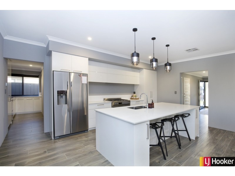 29 Worlington Loop, Meadow Springs WA 6210