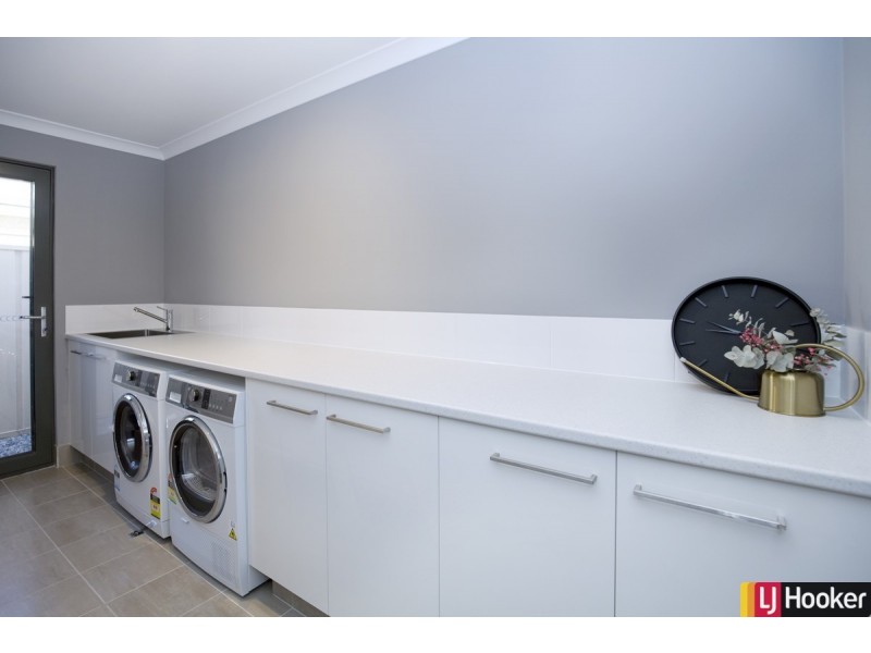 29 Worlington Loop, Meadow Springs WA 6210