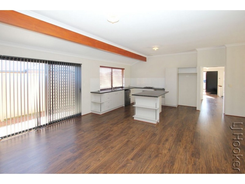 16 Eliza Pass, Madora Bay WA 6210