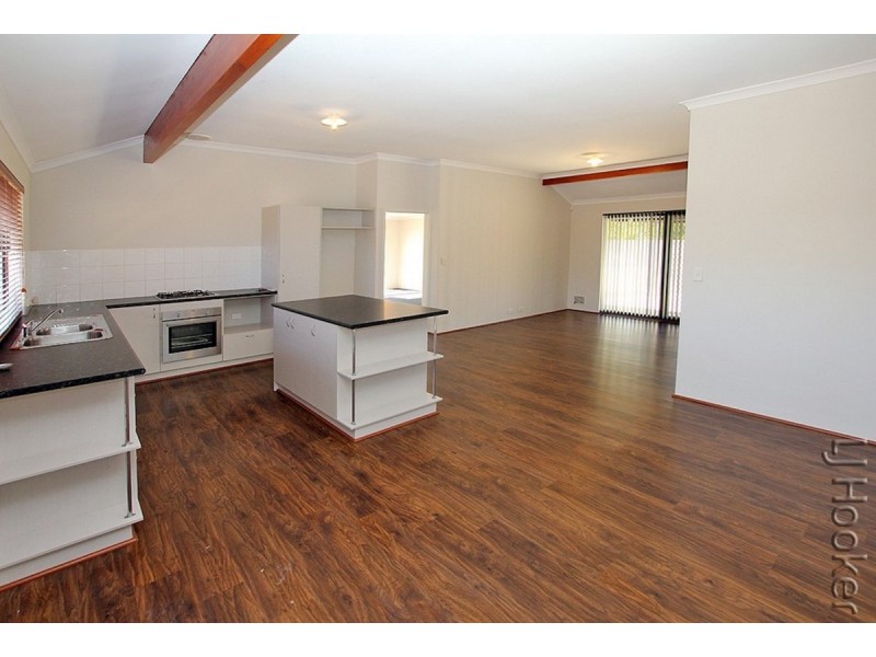 16 Eliza Pass, Madora Bay WA 6210