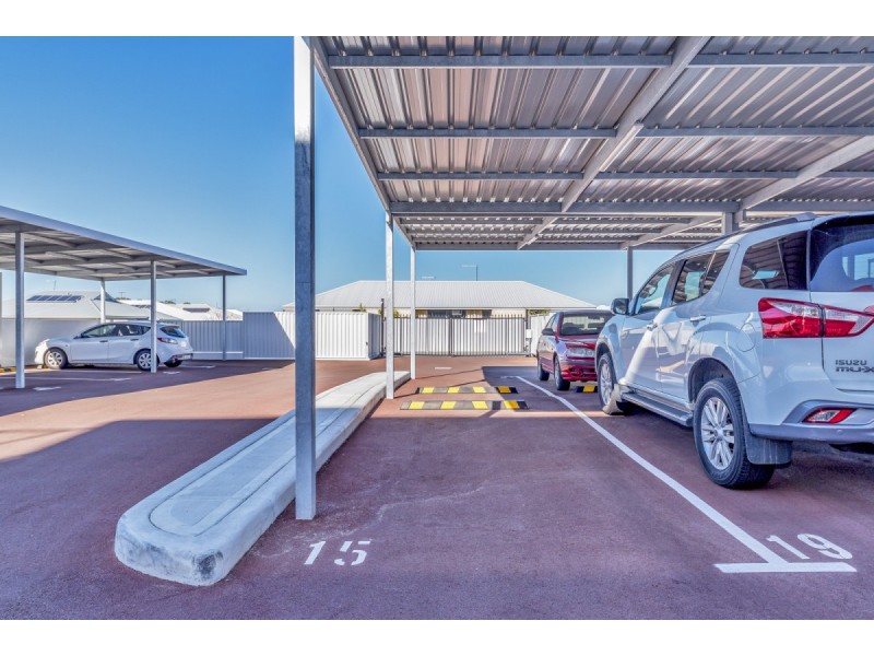 15/150 Boardwalk Boulevard, Halls Head WA 6210