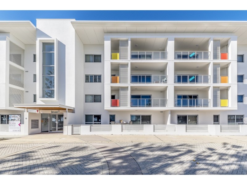 15/150 Boardwalk Boulevard, Halls Head WA 6210