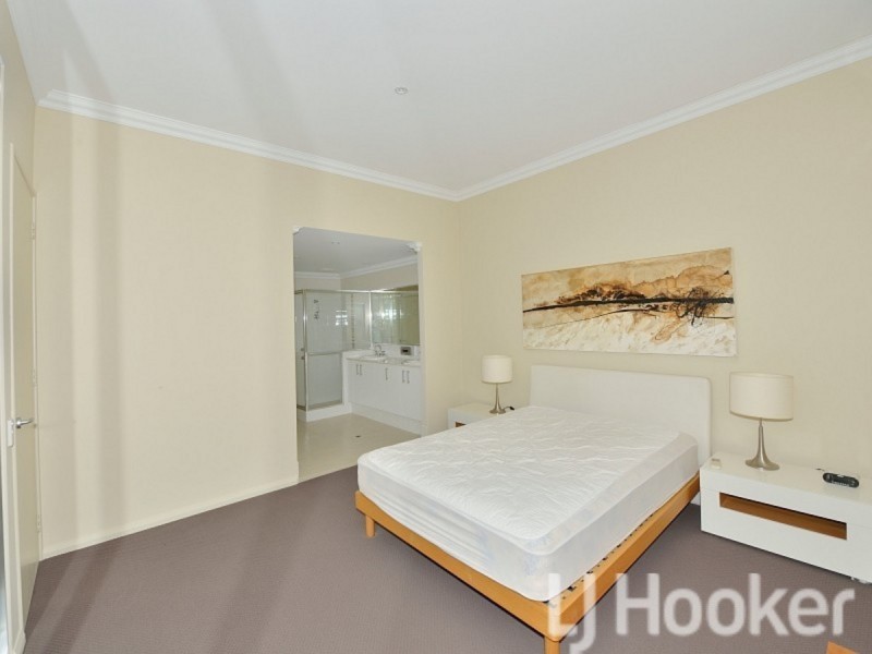 15/2 The Pass, Dawesville WA 6211