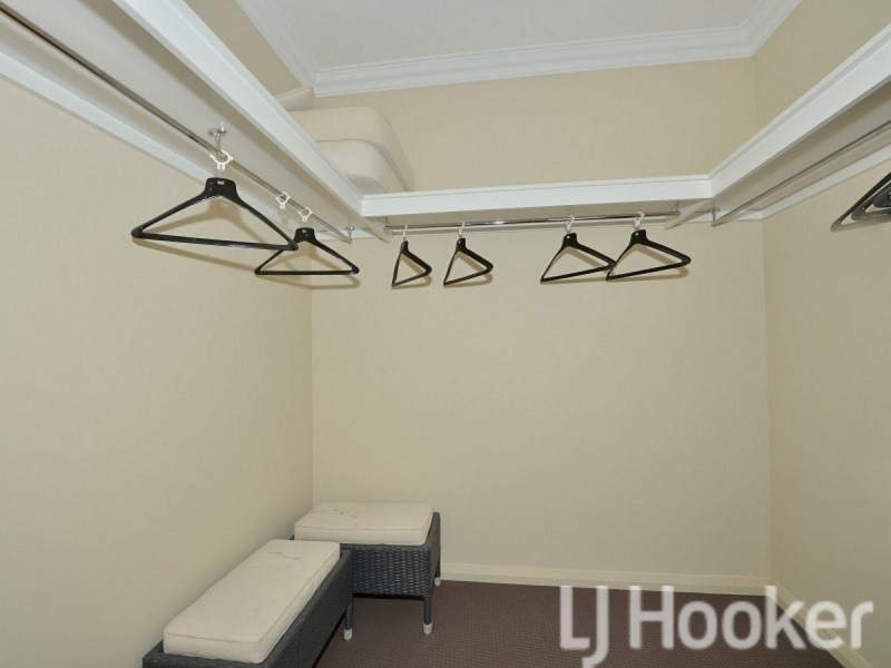 15/2 The Pass, Dawesville WA 6211