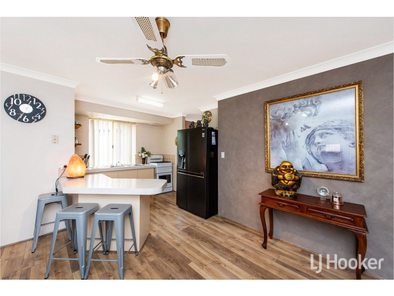 1/4 Kiama Court, Greenfields WA 6210